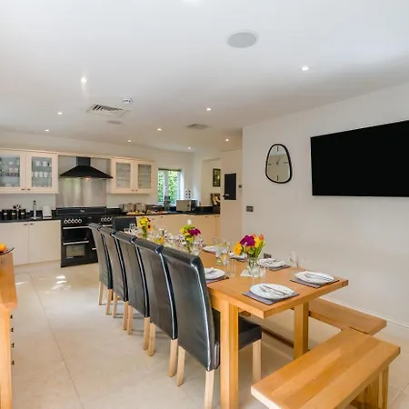 Holiday home 7 Bed In North Duffield Oc-l36327 *