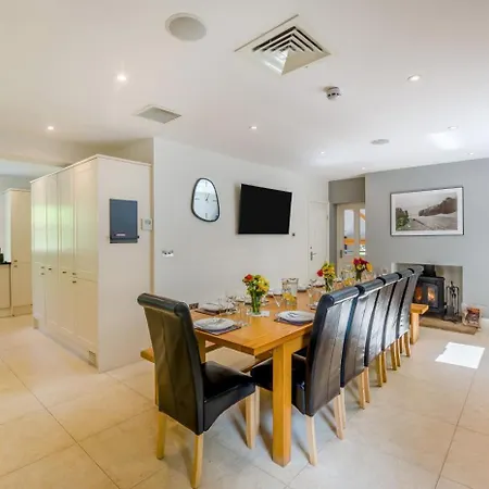 7 Bed In North Duffield Oc-l36327 Skipwith