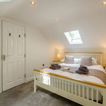 Holiday home 7 Bed In North Duffield Oc-l36327 *