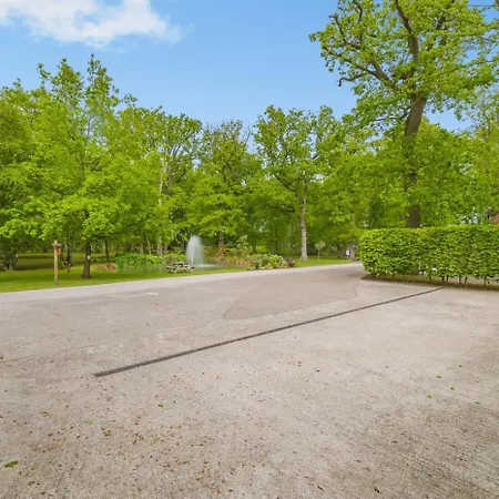 Holiday home 7 Bed In North Duffield Oc-l36327 *