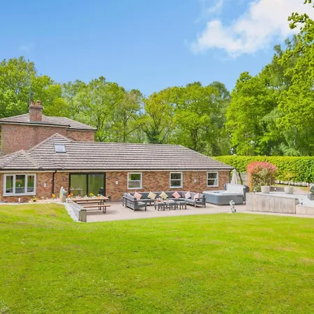 Holiday home 7 Bed In North Duffield Oc-l36327