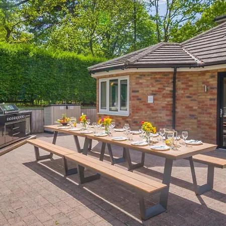 7 Bed In North Duffield Oc-l36327 * Skipwith